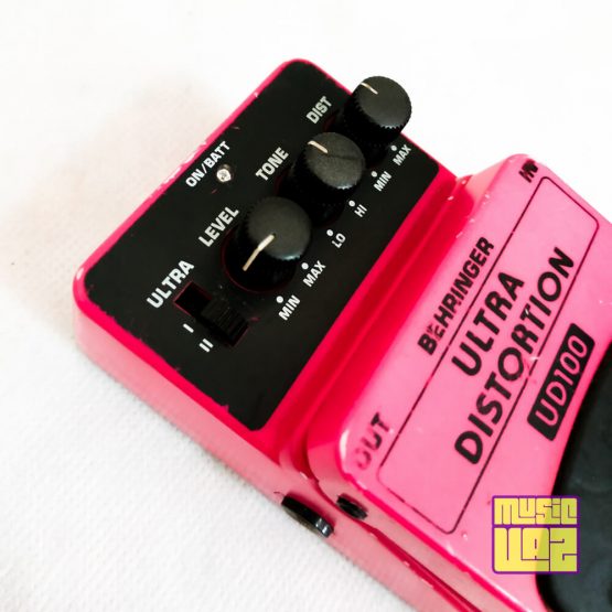 Pedal de Distorção para Guitarra Behringer Ultra Distortion UD100 Excelente Estado - Image 9