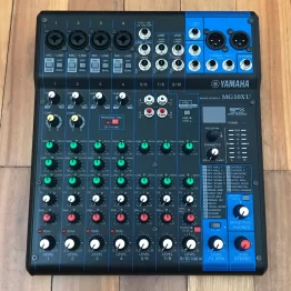 Mesa de Som Yamaha MG10XU 10 Canais