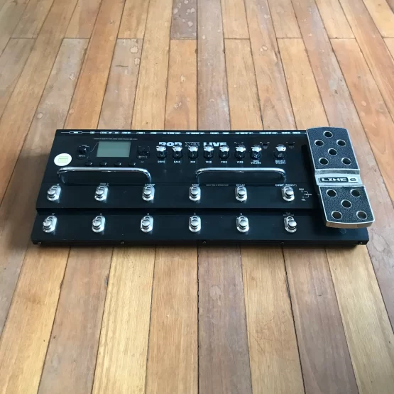 Pedaleira Multiefeitos Line 6 Pod X3 Live Com Hard Case - Image 2