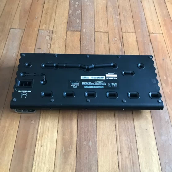 Pedaleira Multiefeitos Line 6 Pod X3 Live Com Hard Case - Image 8