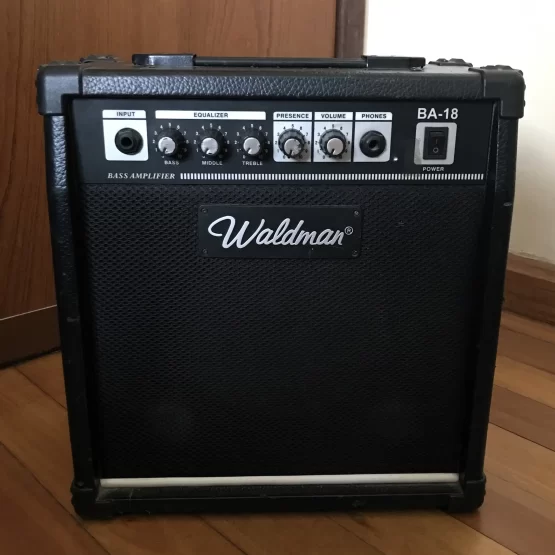 Cubo Amplificador Baixo Waldman BA-18
