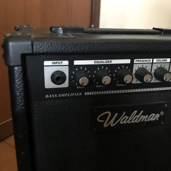 Cubo Amplificador Baixo Waldman BA-18 - Imagem 7