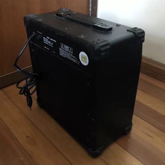Cubo Amplificador Baixo Waldman BA-18 - Imagem 4