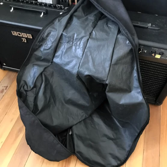 Capa Bag Mochila Para Violão Folk Não Acolchoada Usada - Imagem 3