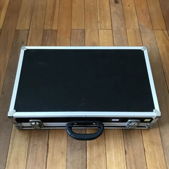 Pedalboard Hardcase Para Pedais Maleta 50 x 30 Tampa Removível