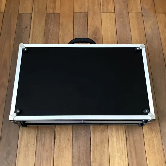 Pedalboard Hardcase Para Pedais Maleta 50 x 30 Tampa Removível - Imagem 7