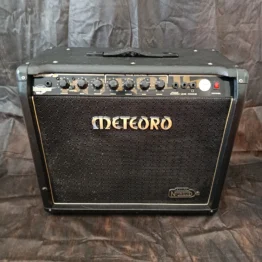 Amplificador Meteoro Nitrous GS 100 Para Guitarra 100W RMS 2x10