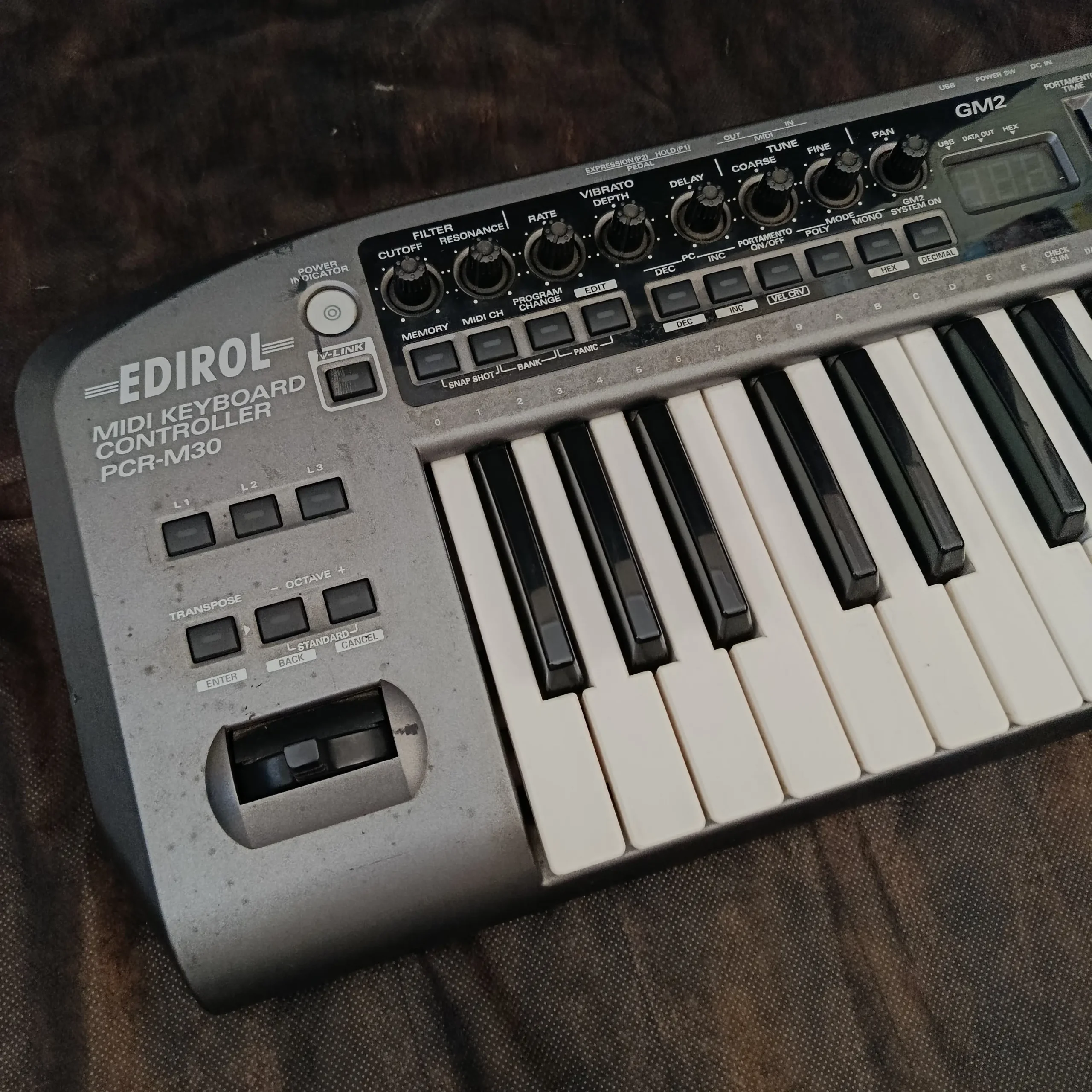 Teclado Controlador MIDI Roland Edirol PCR-M30 - Imagem 4