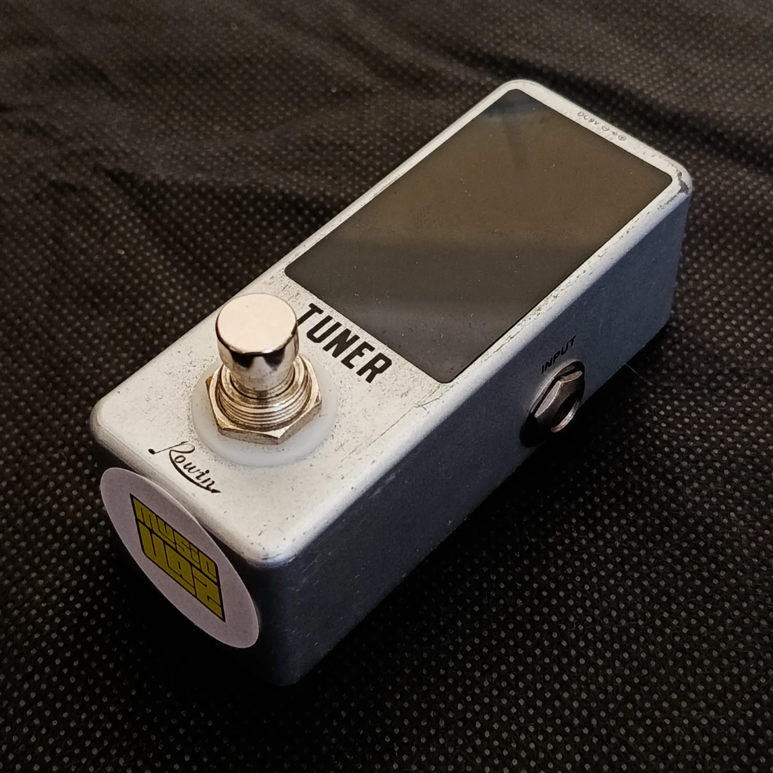 Mini Pedal Afinador Tuner Guitarra Cromático Rowin LT-901 - Imagem 4