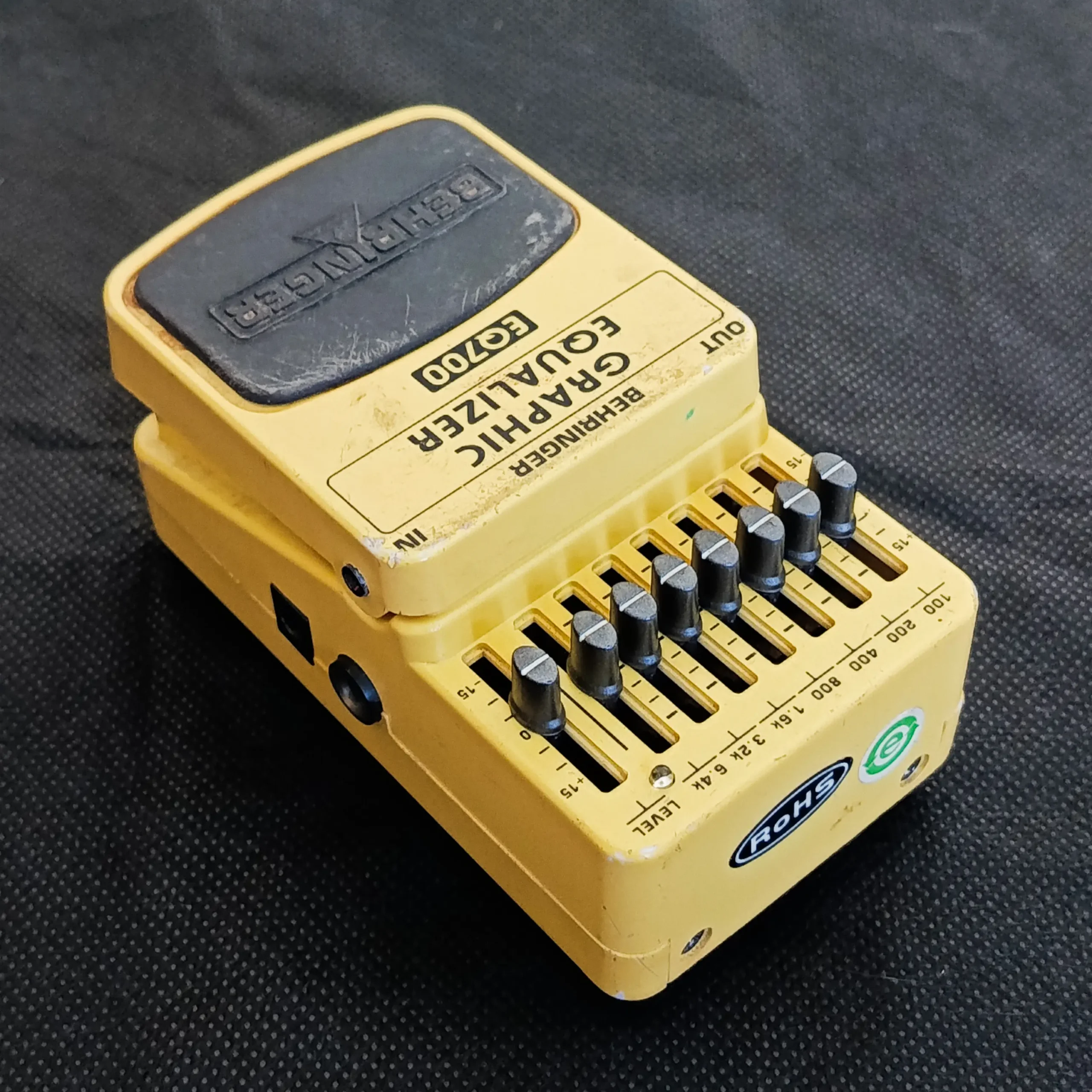 Pedal Behringer EQ700 Graphic Equalizer - Imagem 7