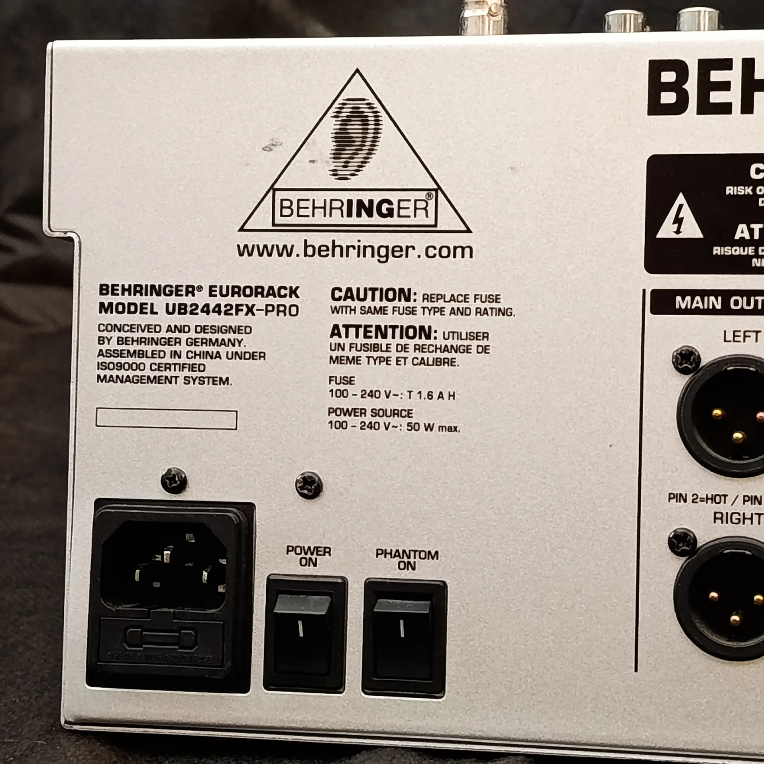 Mesa De Som Behringer Eurorack UB2442FX-PRO - Imagem 12