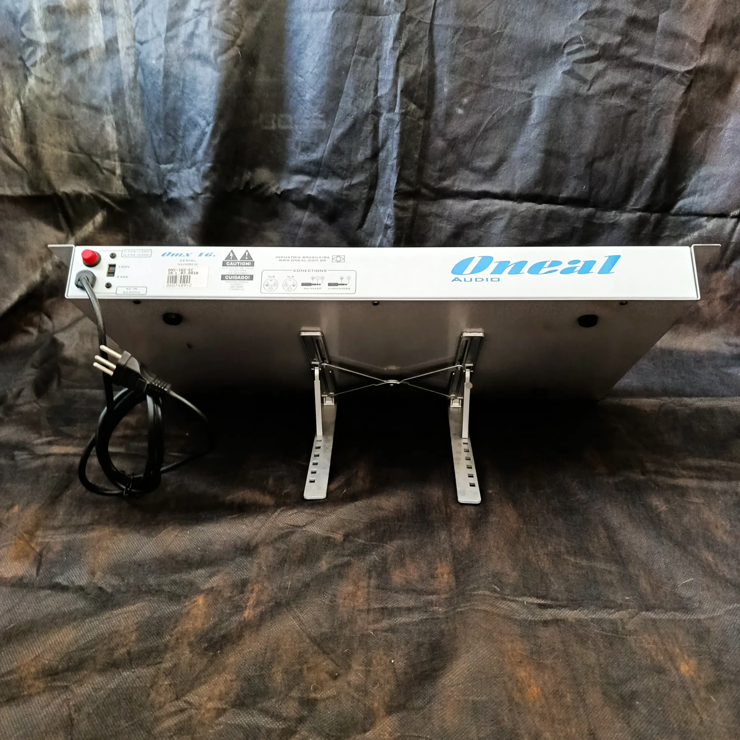 Mesa de Som Oneal OMX16X 16 Canais - Imagem 5