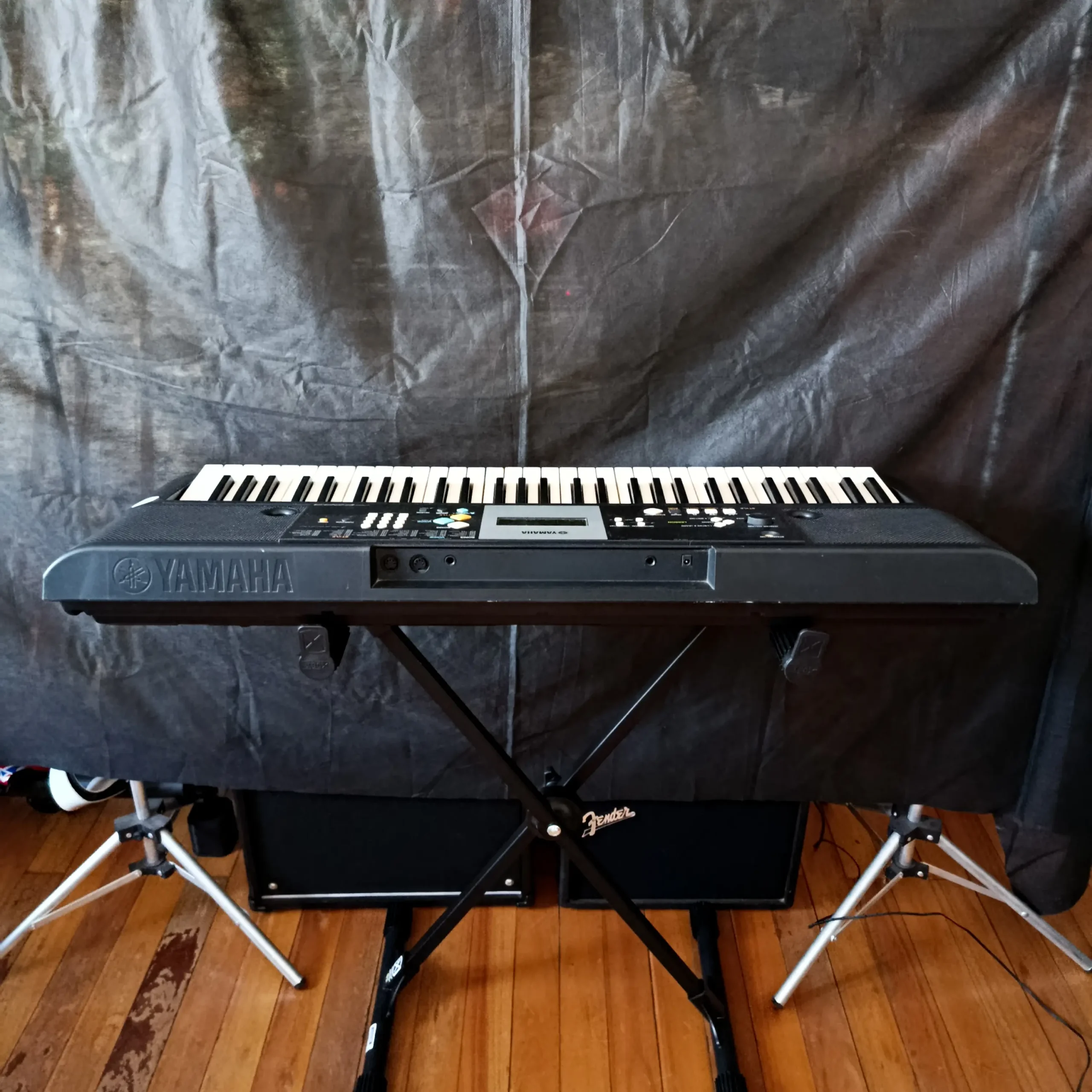 Teclado Yamaha PSR-E223 - Imagem 9
