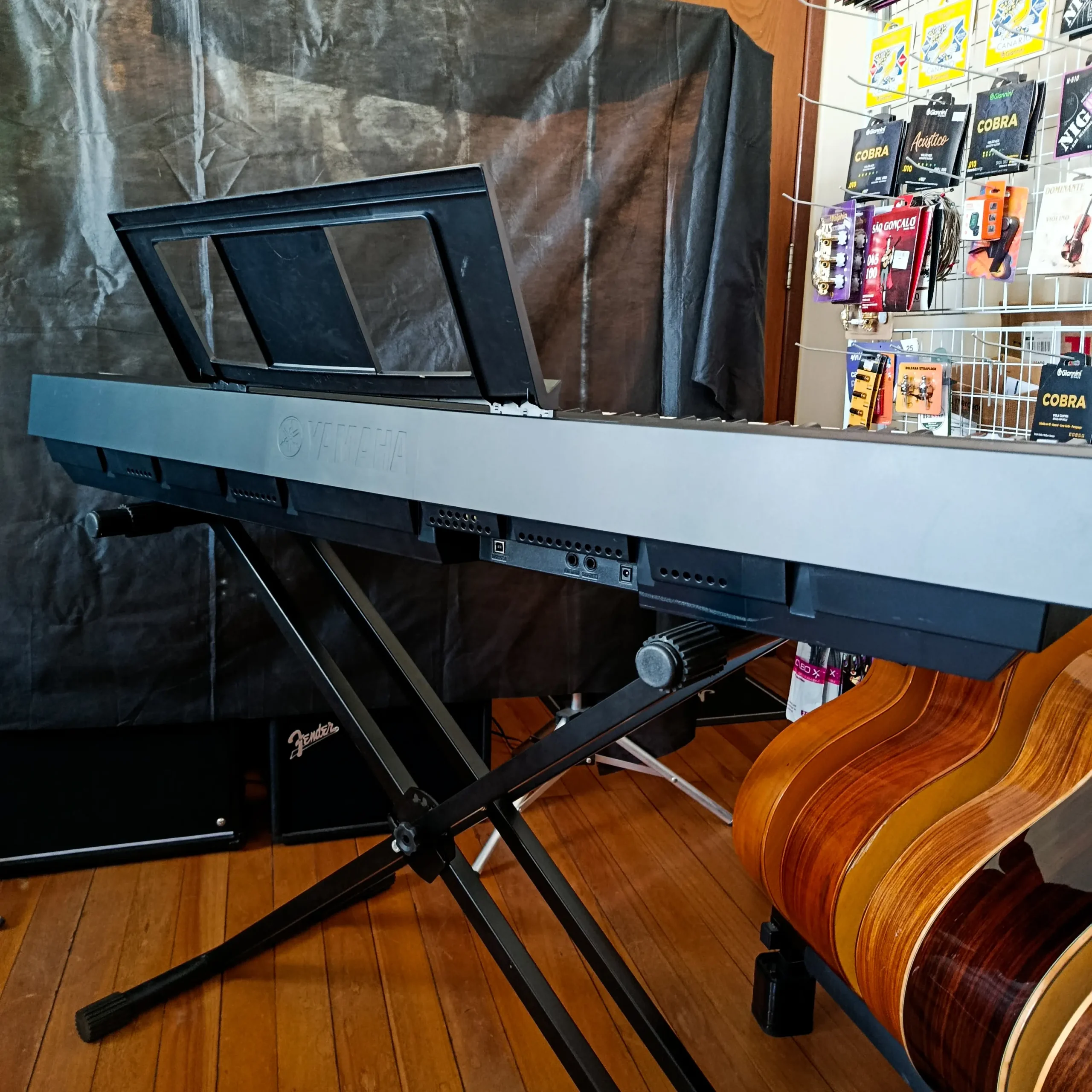 Piano Digital Yamaha P-45 - Imagem 6