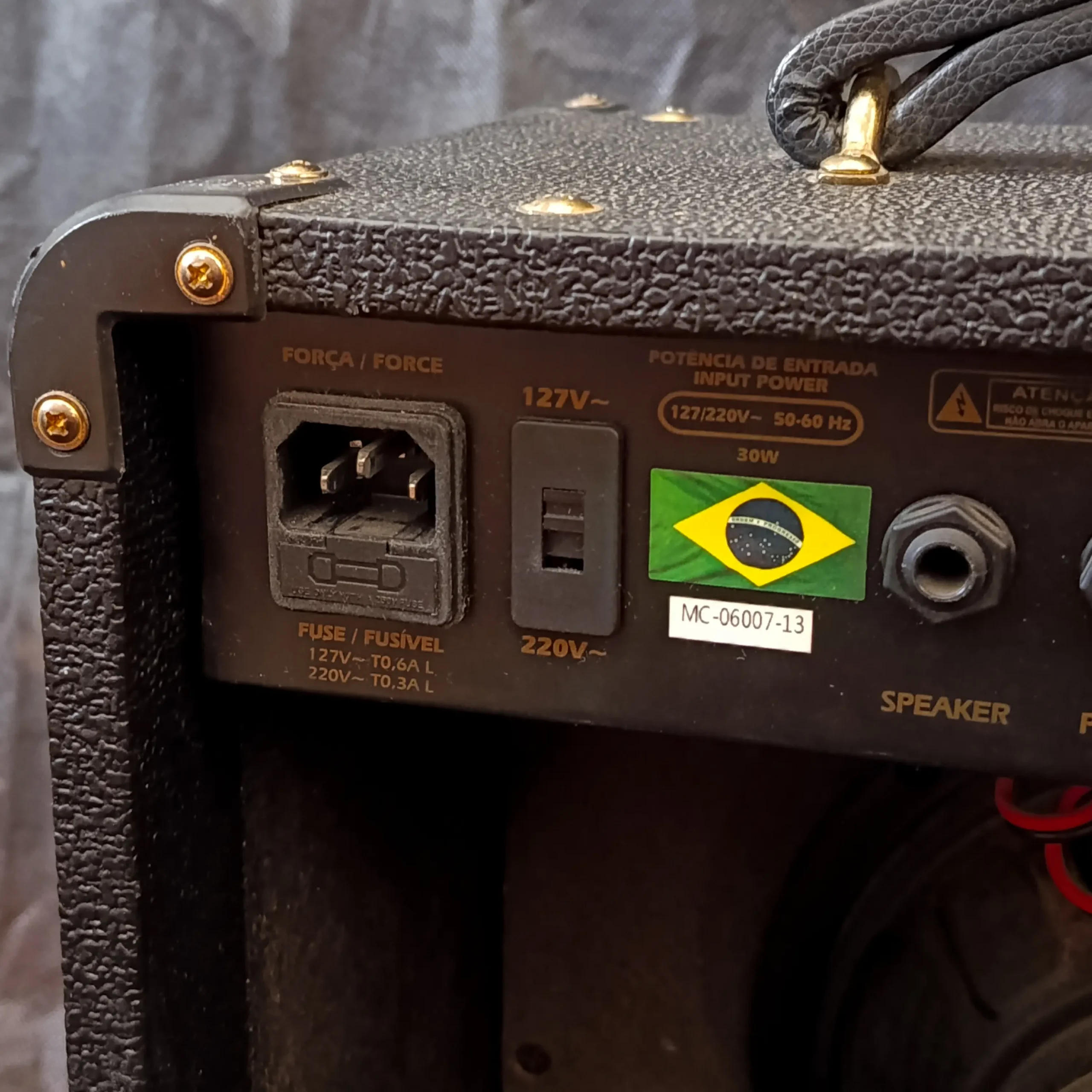 Amplificador Guitarra Meteoro Atomic Drive 20 Adr - Imagem 8